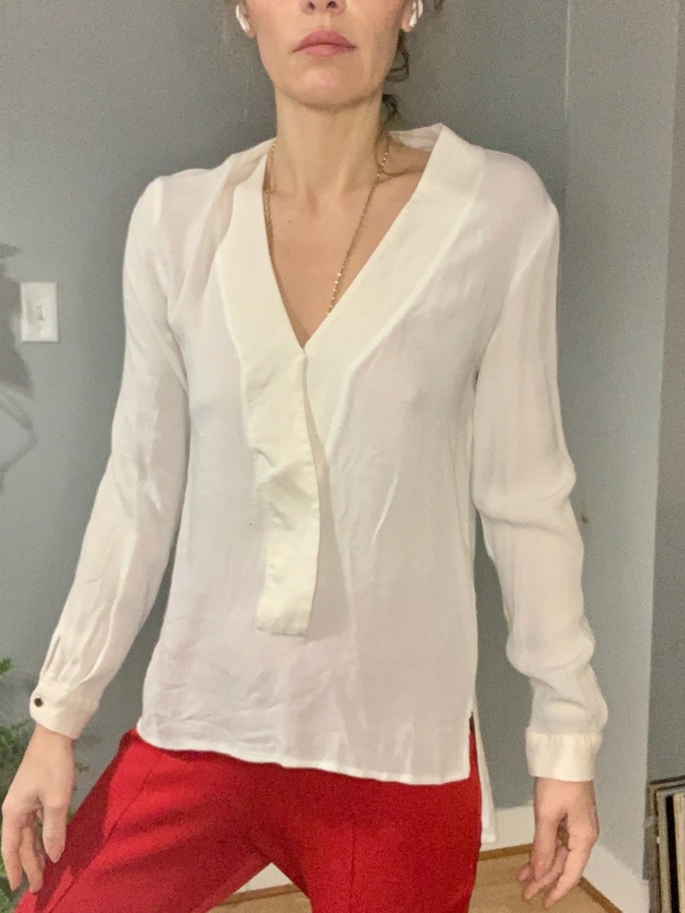 Zara Cream V-Neck Lightweight Blouse